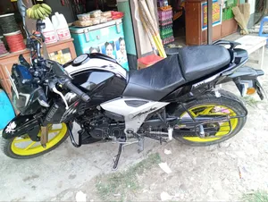 টিভিএস আপাচে আরটিআর ১৬০ ৪ভি ২০২১ কালো
