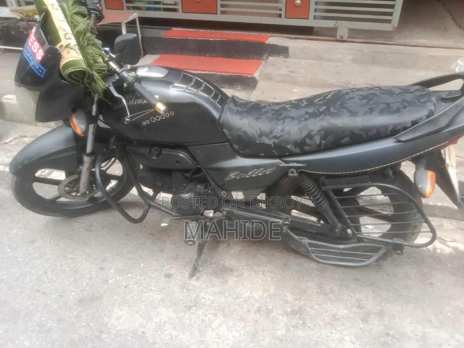Runner Bullet 100 2021 Black