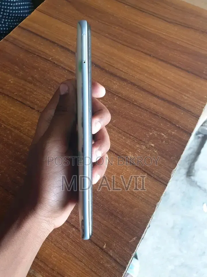 Samsung Galaxy A50 64 GB White