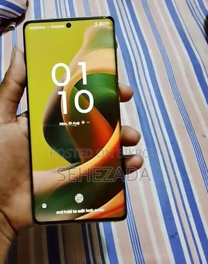 New Motorola Moto G85 128 GB Yellow
