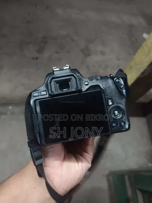 250d & 18-55 Kit Lens For Sale