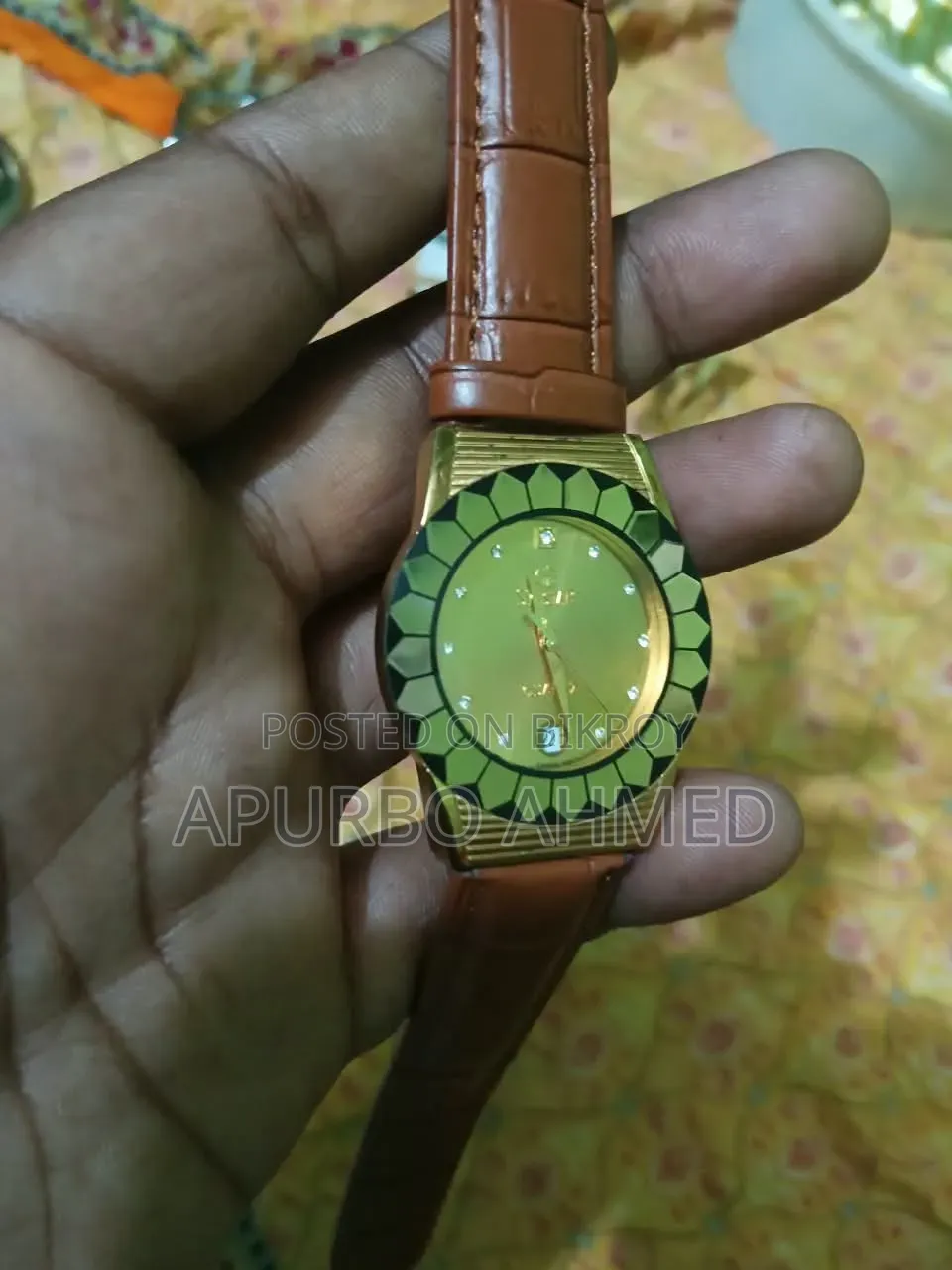 Swistar ব্র্যান্ডের গোল্ড প্লেটার স্টাইলিশ ঘড়ি লেডিস অরিজিনাল,