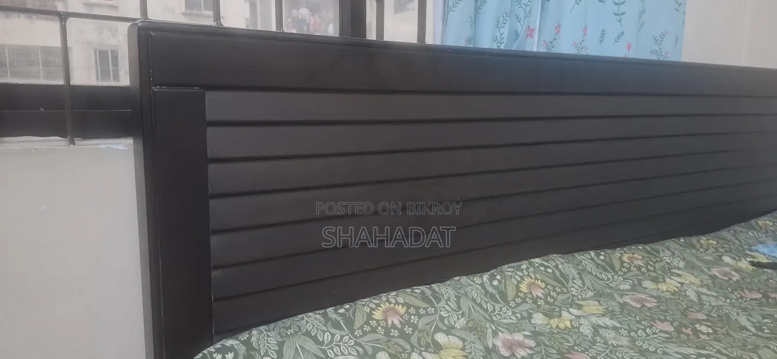 ড্রেসিং টেবিল এবং বেড ৬.৭ বিক্রির জন্য এমডিএফ
