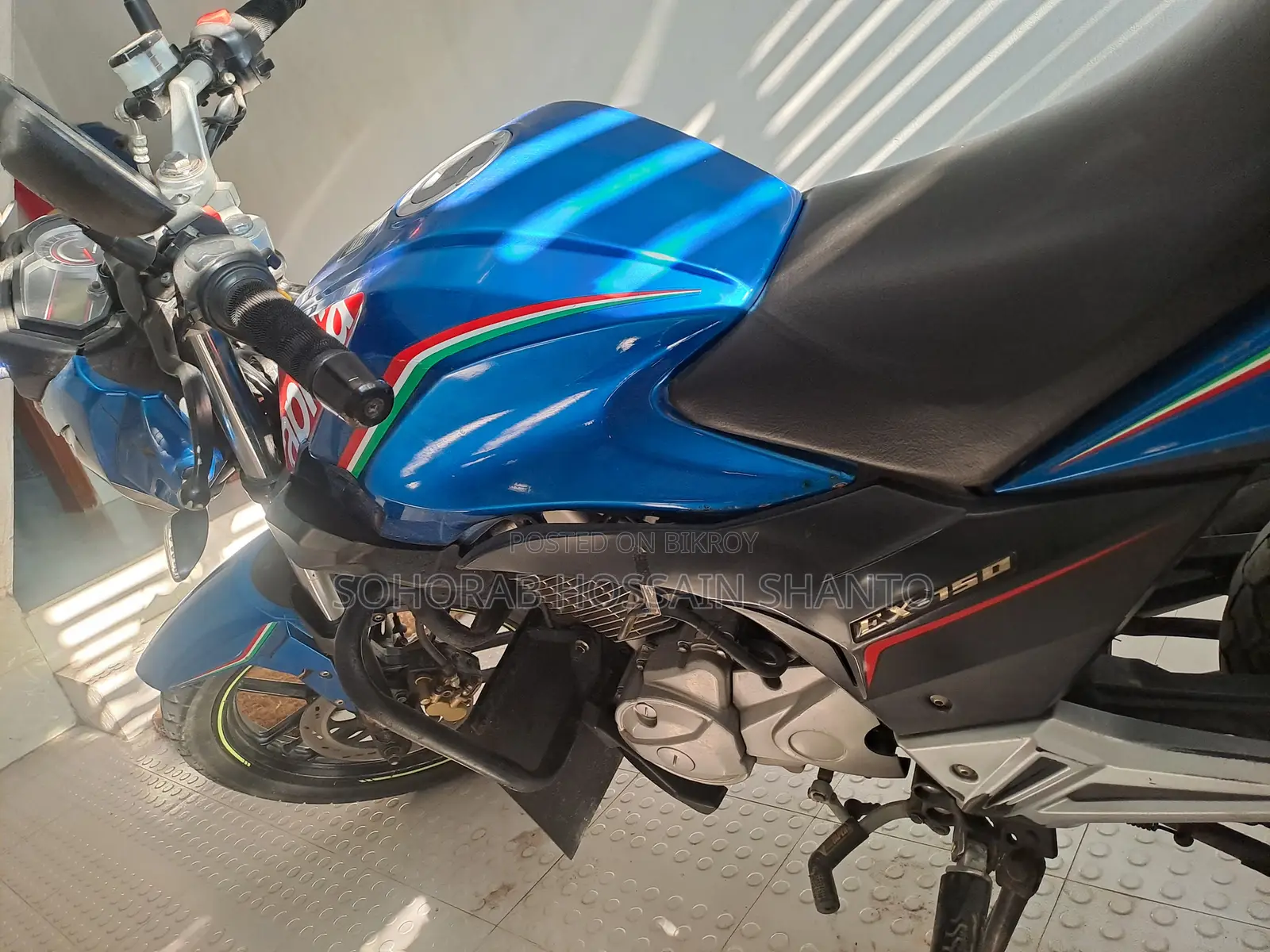 এপ্রিলিয়া এফএক্স ২০২৩ ব্লু