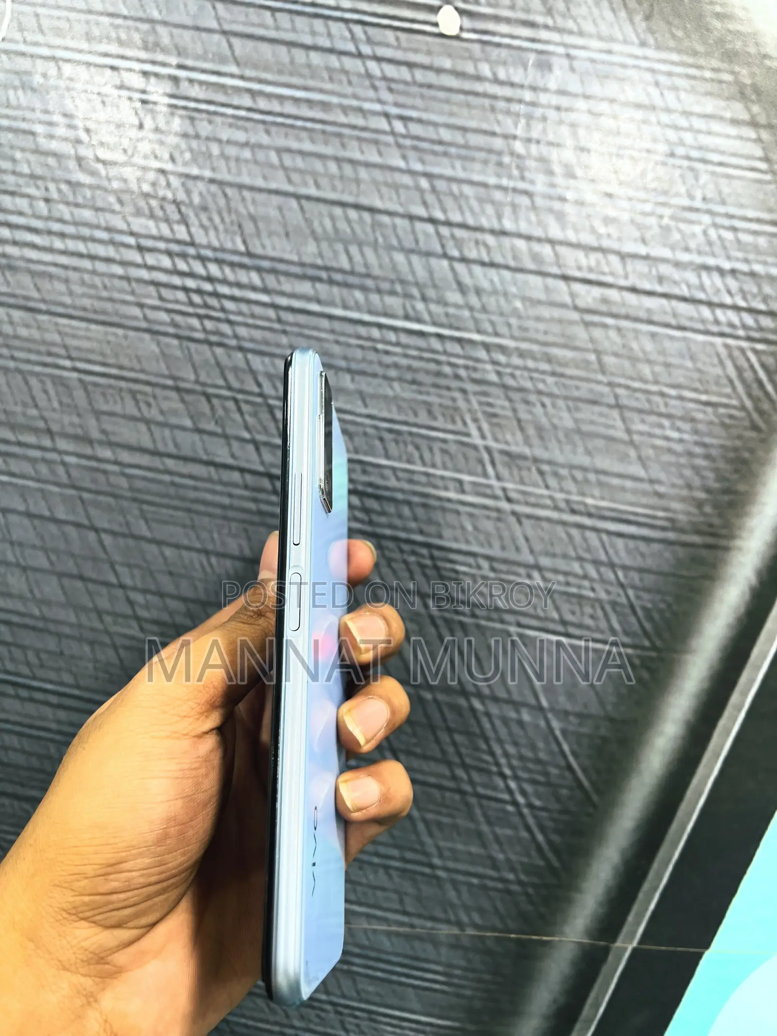 Vivo Y20 64 GB Graphite