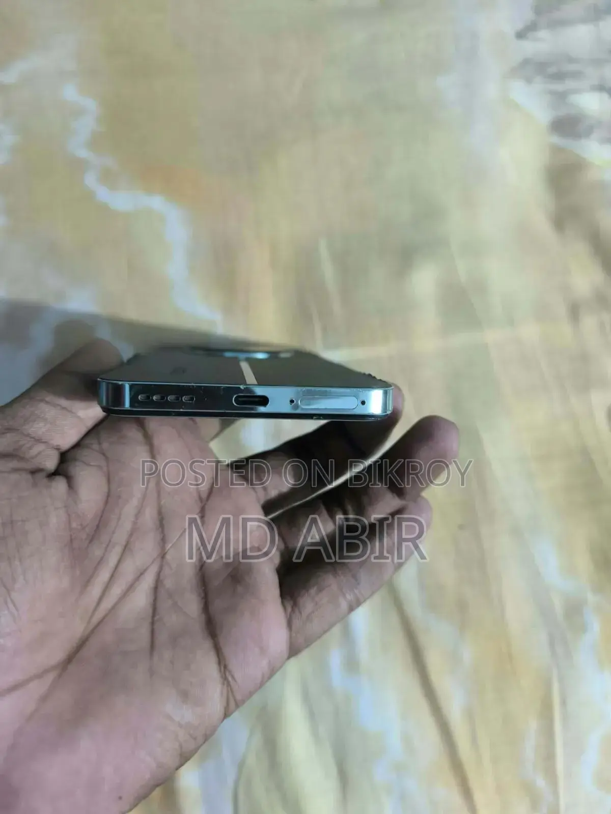 নতুন রিয়েলমি ১২+ ২৫৬ জিবি
