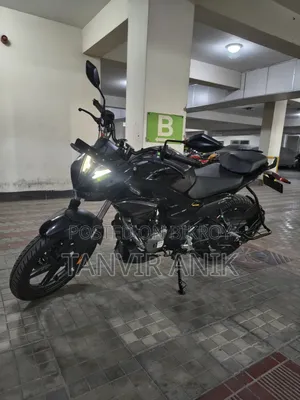 হিরো এক্সট্রিম ১২৫আর ২০২৬ ব্ল্যাক