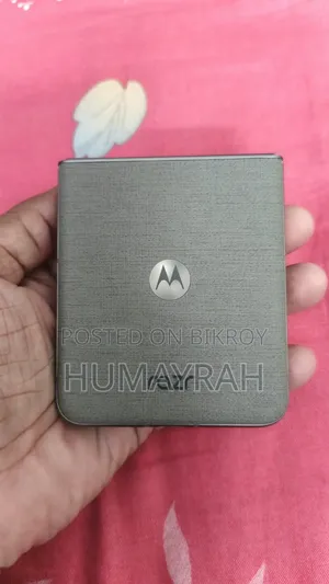 Motorola Razr 70 128 GB Graphite