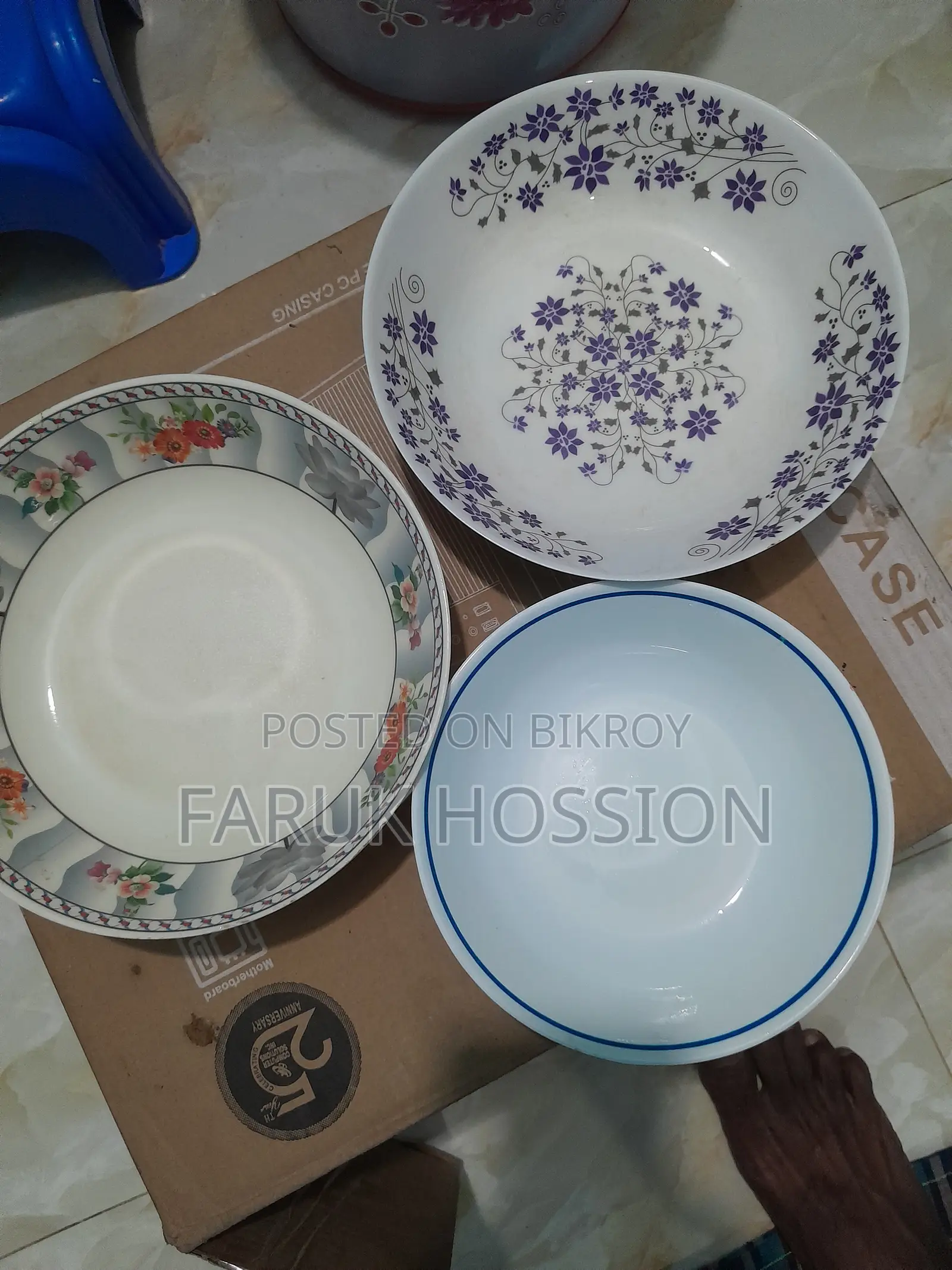 Urgent sale. Decorator goods. Glass plate 164,