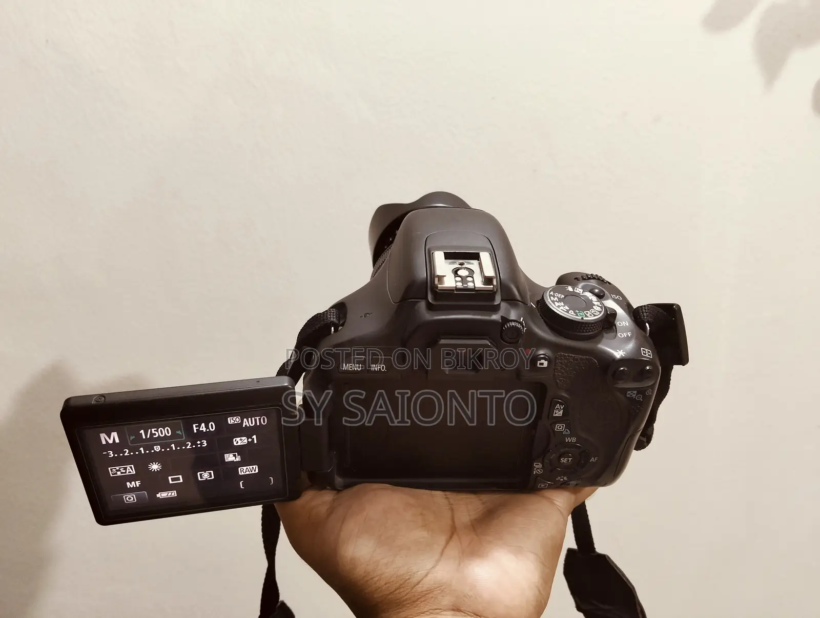 Canon EOS 600D ক্যামেরা টি সেল হবে সাথে 50mm প্রাইম লেন্স আছে।