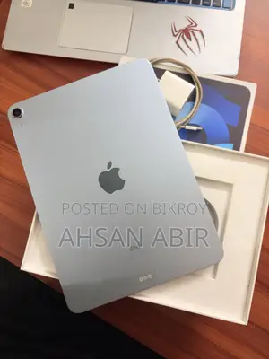 অ্যাপল আইপ্যাড এয়ার (২০২০) ওয়াই-ফাই ৬৪ জিবি ব্লু