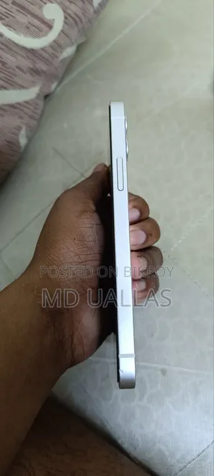 Apple iPhone 12 64 GB