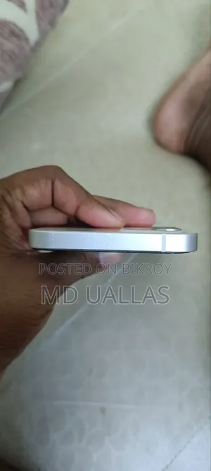 Apple iPhone 12 64 GB