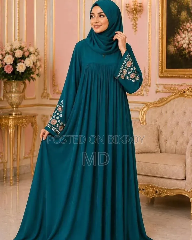 Anika Embroidery Borkha – Hijab সহ ফুল সেট।