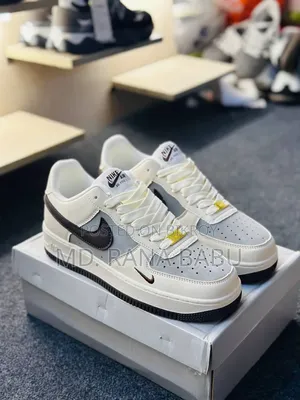 Nike Air Force 1 Low Sneakers
