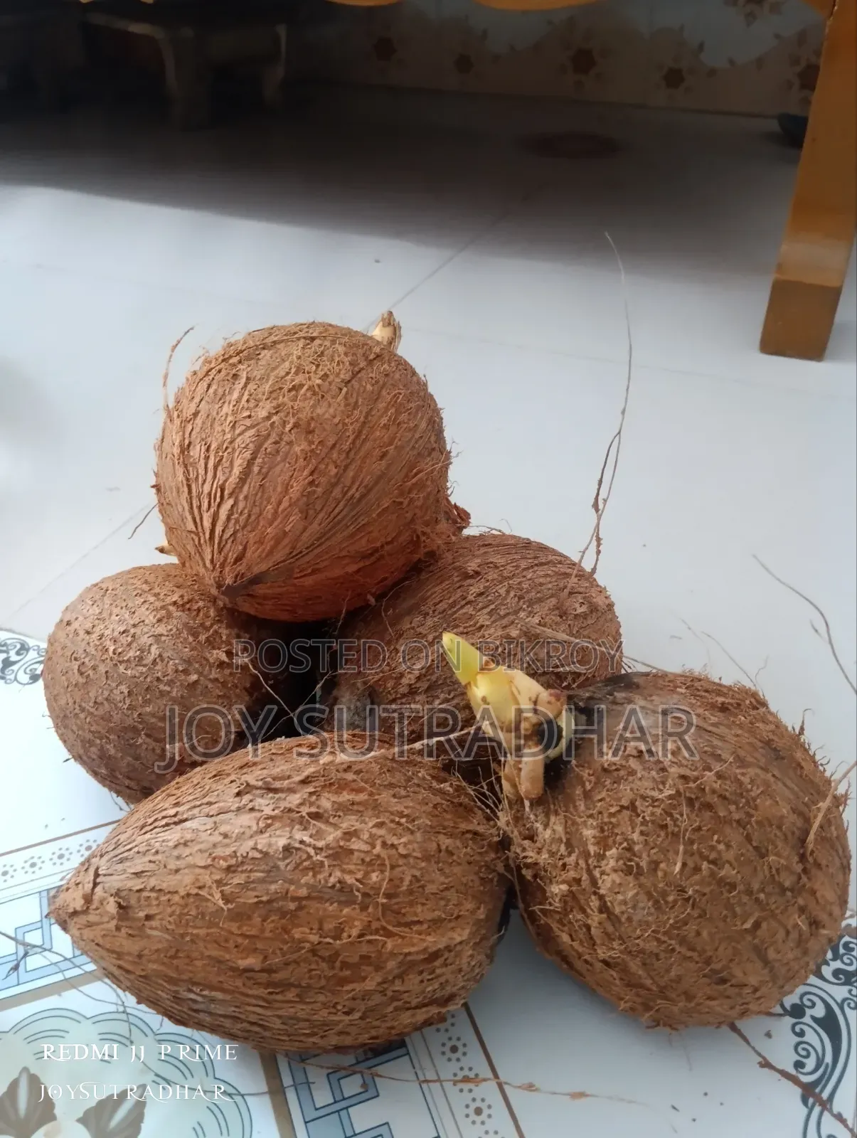 নারিকেল বিক্রি হবে , অবশ্যই 26 তারিখের আগে জানাতে হবে