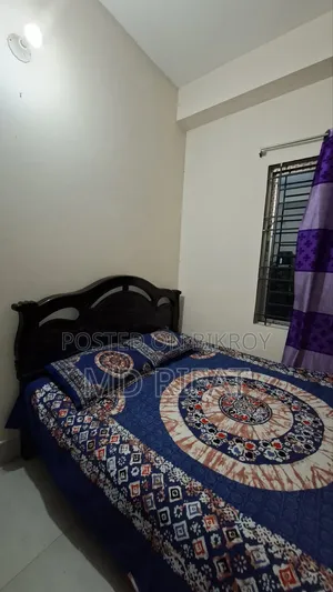 মালয়েশিয়ান কাঠের খাট ৫/৭ ফুট পিই ফোম ম্যাট্রেস এবং তোশক সহ