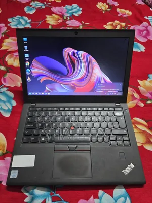 Laptop Lenovo ThinkPad X270 8GB Intel Core i5 SSD 256GB