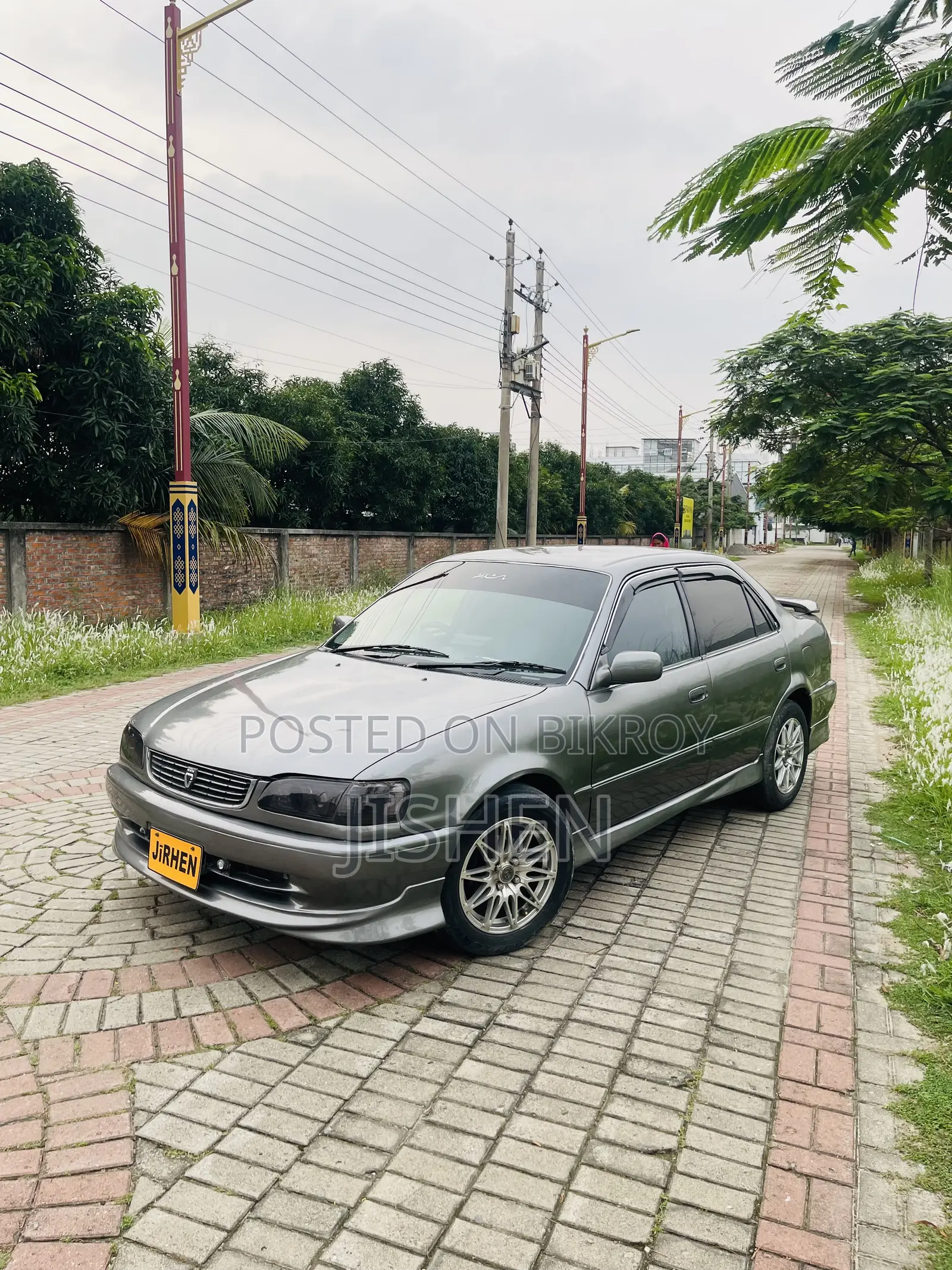 Toyota Corolla Sedan 1997 Gray