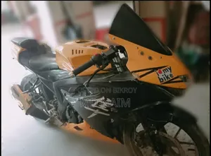Suzuki GSX-R150 2019 Yellow