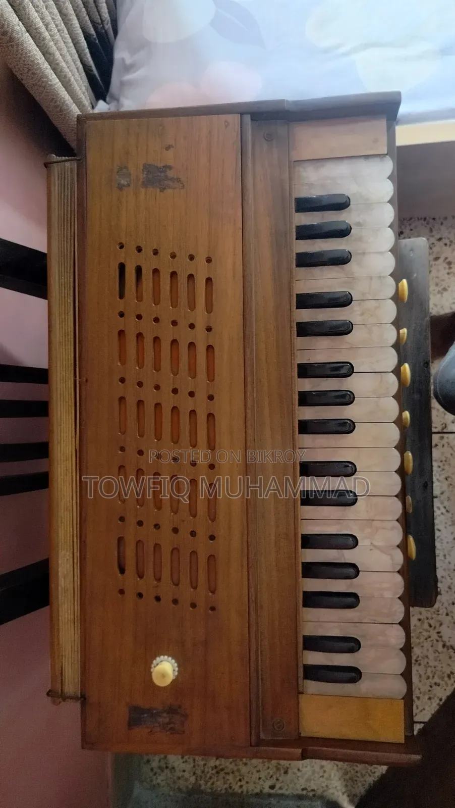 A Harmonium for Sale