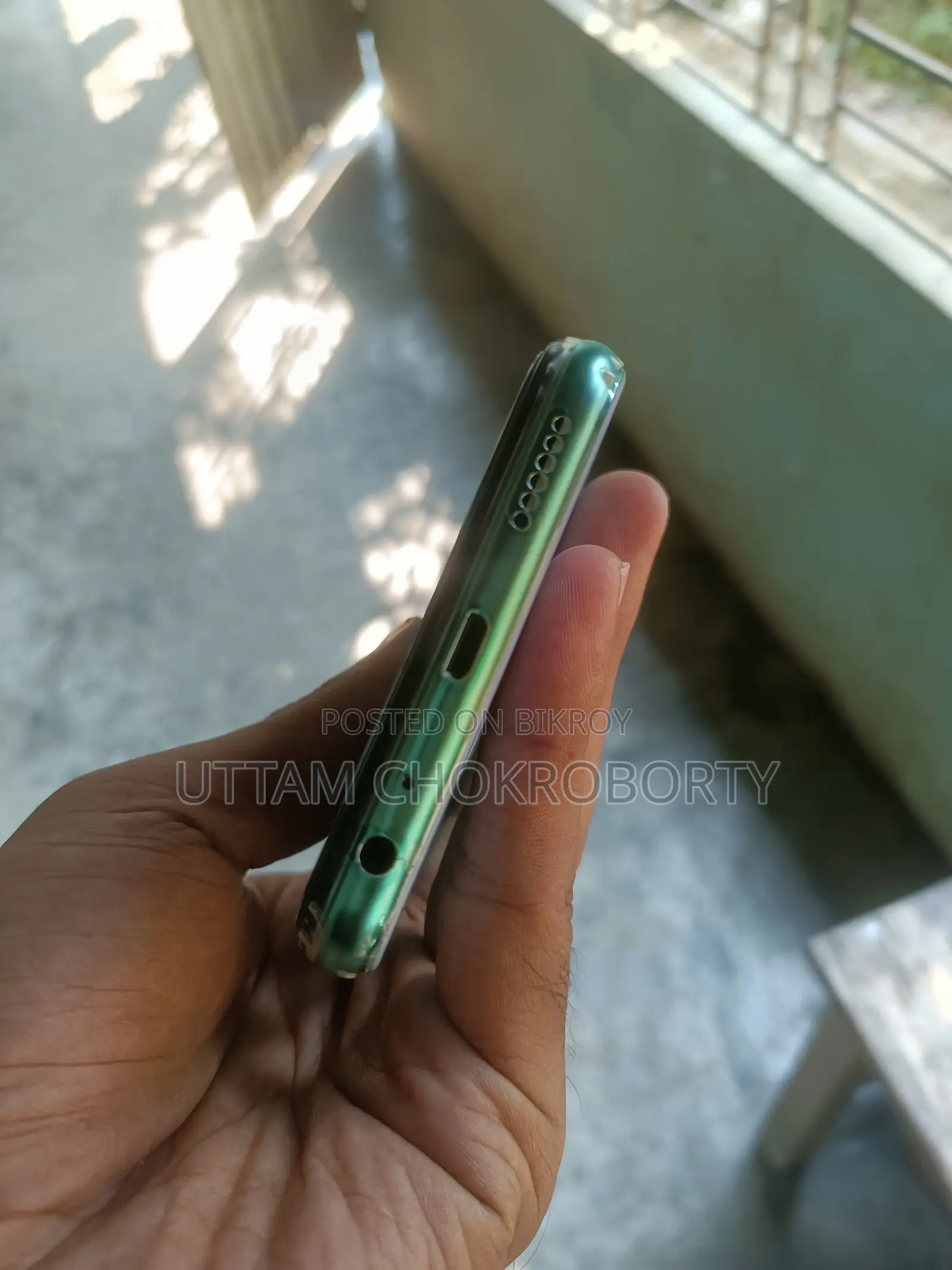 ভিভো ওয়াই১৭ ২৫৬ জিবি সিলভার