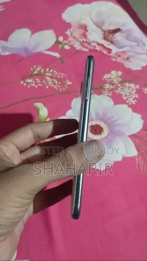 স্যামসাং গ্যালাক্সি জে৭ ১৬ জিবি হোয়াইট