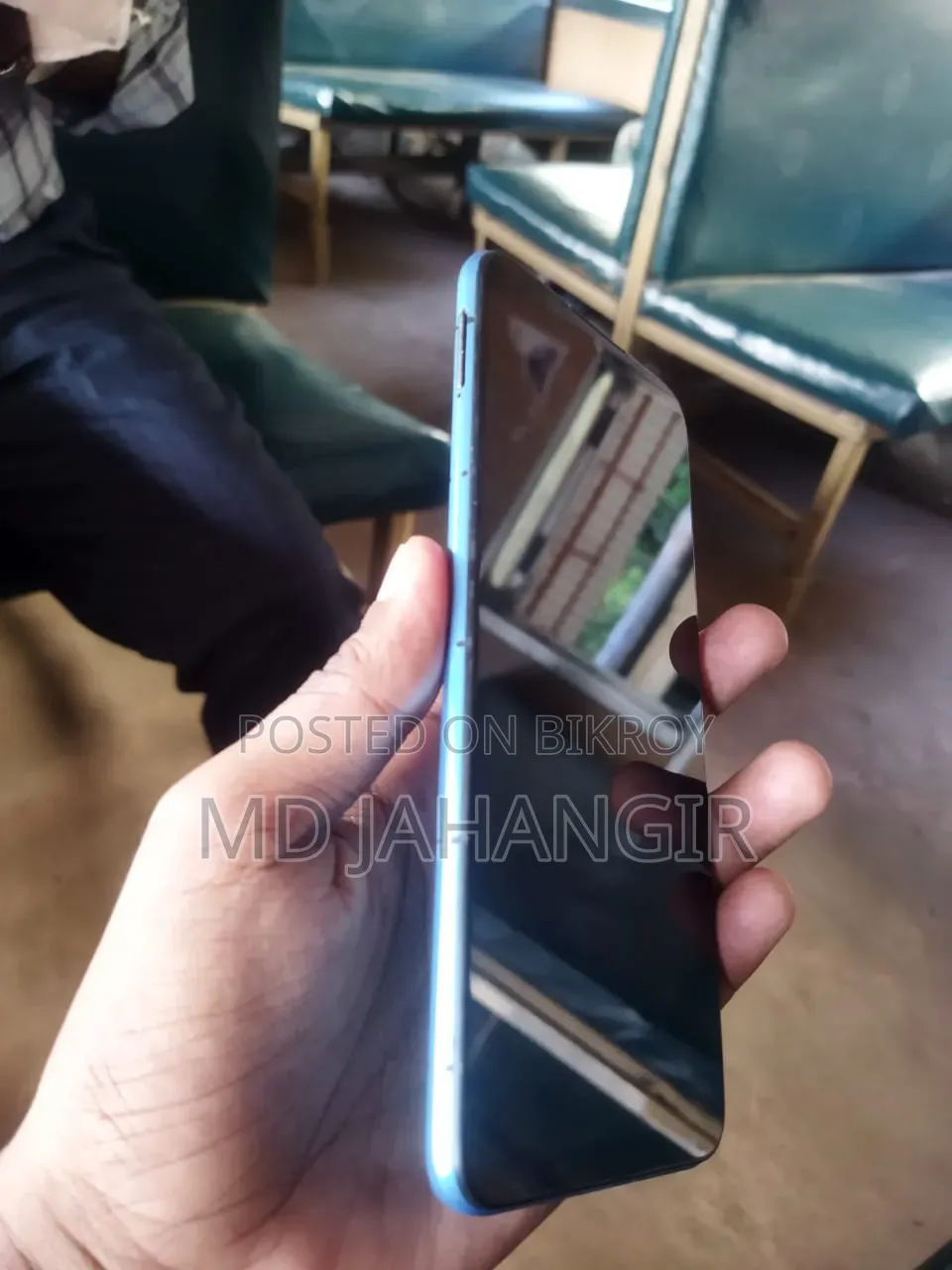 রিয়েলমি ৬৪ জিবি