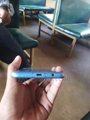 রিয়েলমি ৬৪ জিবি