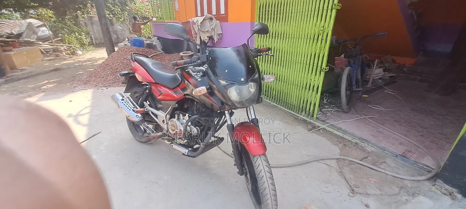 বাজাজ পালসার ১৫০ ২০১৬ কালো