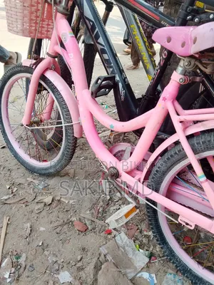 ভালো কন্ডিশন বেবিদের একটি টাইকেল বিক্রি করা হবে