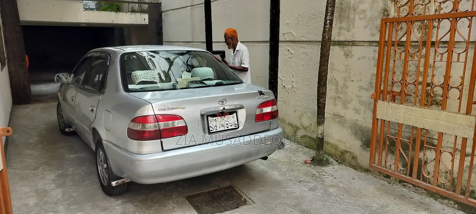 Toyota Corolla Sedan 1998 Silver