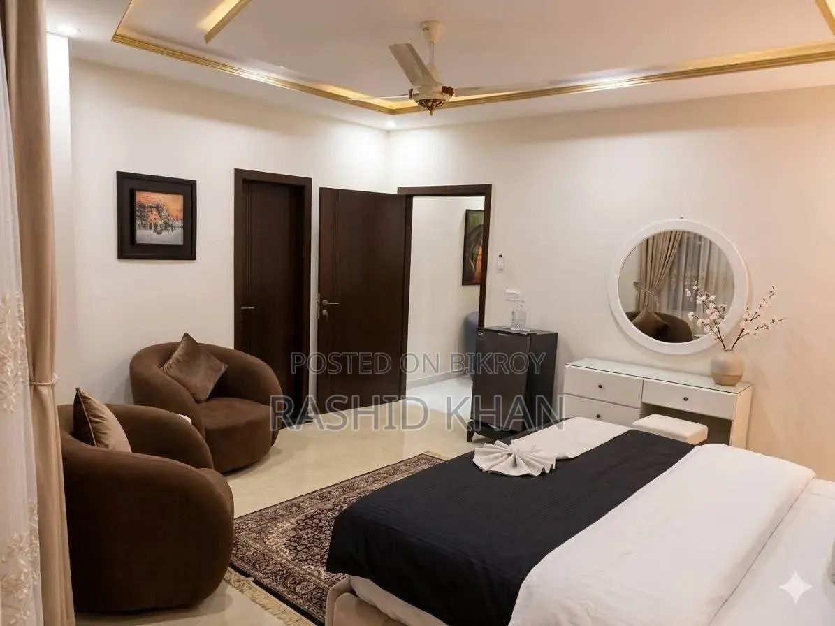 Furnished 3-bedroom Apartment in Dhaka Full Furnish, Bashundhara for rent