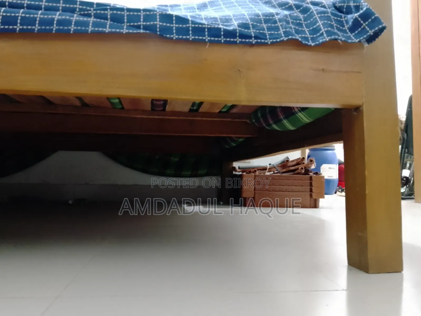 Iron Wood 5 Feet by 6 Feet Couple Bed