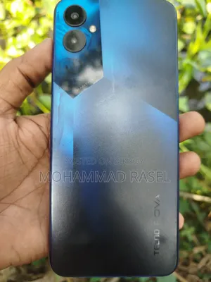 Tecno Pova 4 128 GB Blue