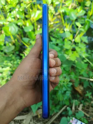 Tecno Pova 4 128 GB Blue
