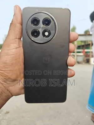 ওয়ানপ্লাস ১৩আর ২৫৬ জিবি ব্ল্যাক