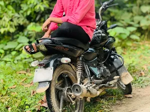 বাজাজ এক্সসিডি ১২৫ ২০১৪ কালো