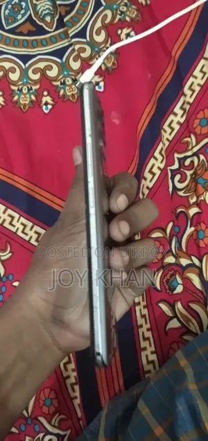 রিয়েলমি ৮ ৫জি ১২৮ জিবি গ্রে