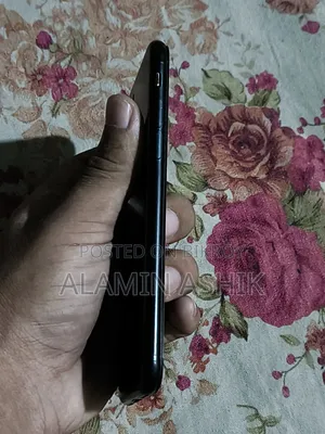 অ্যাপল আইফোন ৭ ১২৮ জিবি ব্ল্যাক