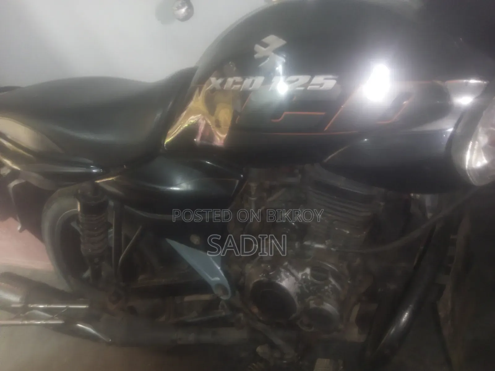 বাজাজ এক্সসিডি ১২৫ ২০১৪ কালো