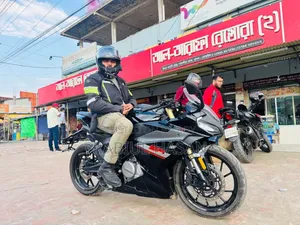 সিএফমোটো ২৫০এসআর ২০২৬ ব্ল্যাক