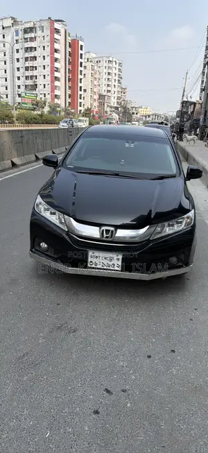 হোন্ডা গ্রেস ২০১৬ কালো