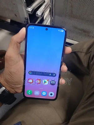 Samsung Galaxy M35 128 GB Gray