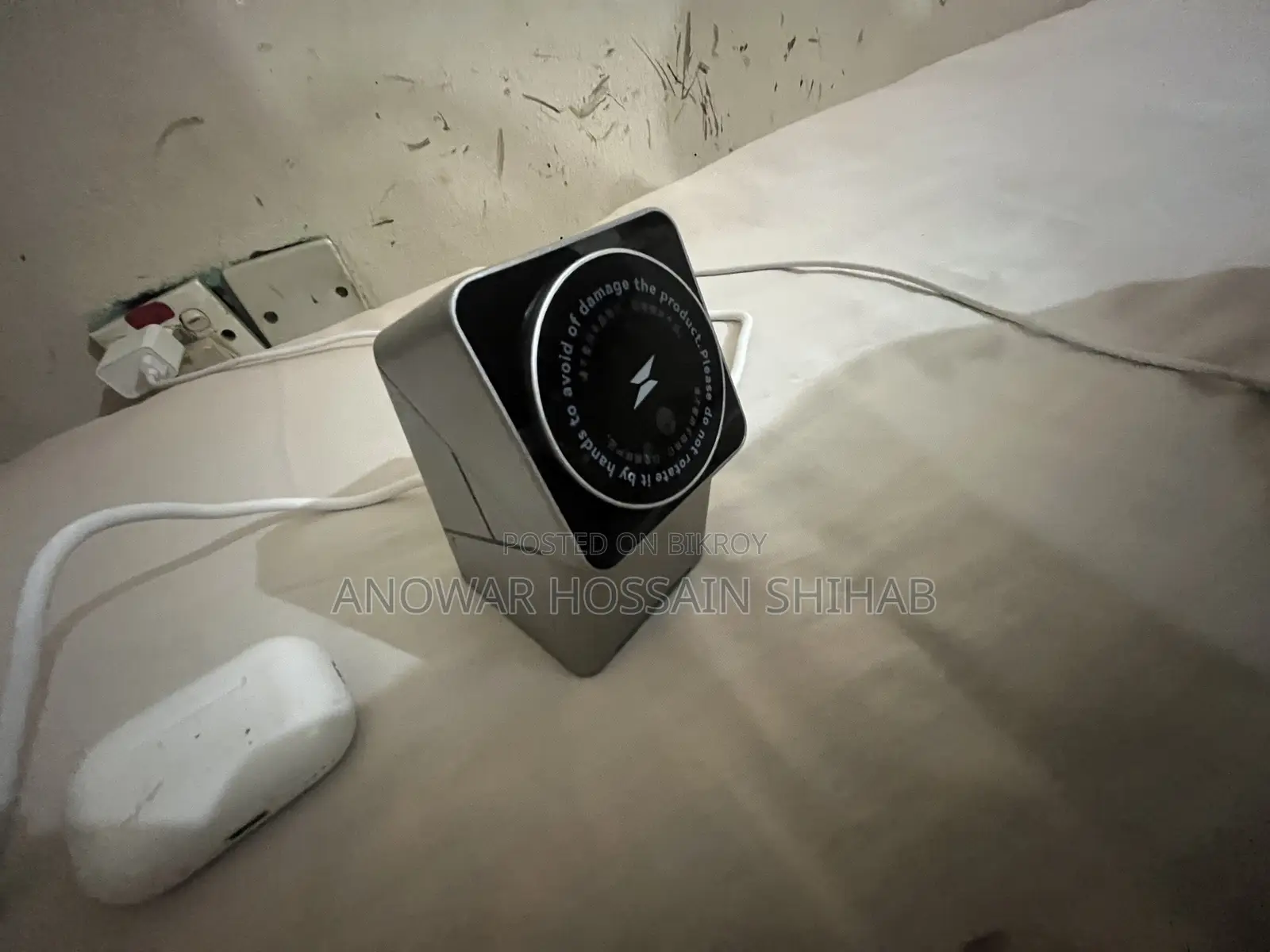 iPhone Wireless Power Bank