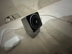 iPhone Wireless Power Bank