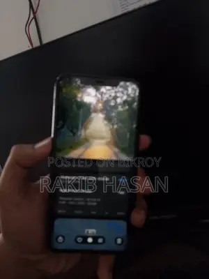 অ্যাপল আইফোন ১১ প্রো ম্যাক্স ৬৪ জিবি ব্ল্যাক