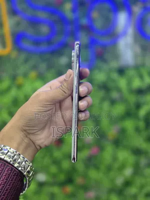 Vivo V50e 128 GB Silver