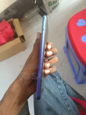 ভিভো ওয়াই২০ ৬৪ জিবি নীল