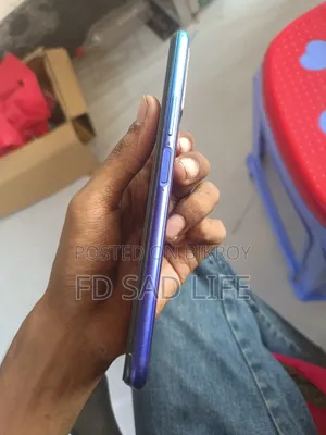 ভিভো ওয়াই২০ ৬৪ জিবি নীল